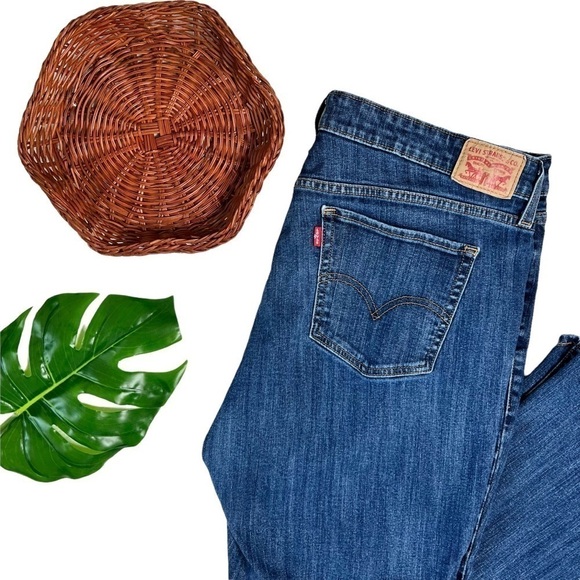 Levi’s Mid Rise Medium Wash 415 Relaxed Bootcut Jean Size 20W Plus Size - Picture 2 of 15